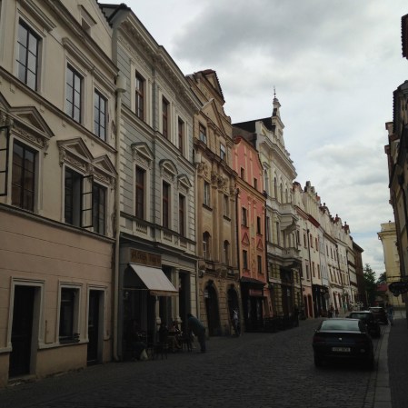 Check out these cute streets of Pardubice, CZ! TinyExpats will take you for a walk along winding streets of the old town.