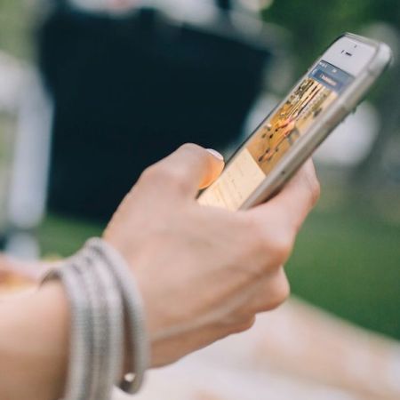 Keeping in touch for expats is extremely important. How do you stay in touch with your family, that's thousands of miles away?