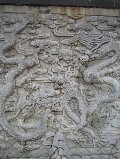 Follow us on our visit to the Forbidden Palace in Bejing, China. You can also join Show Your World link up and I will share your post on my blog and social media!